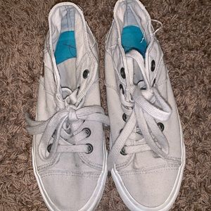 Blowfish casual shoe